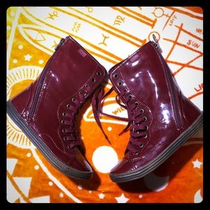 NWOT Blowfish ox blood faux leather boots